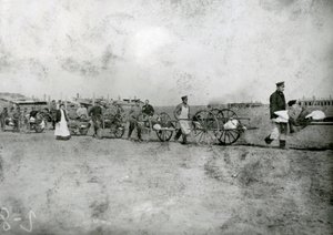 Transporte de heridos, guerra ruso-japonesa, 1904 de Russian Photographer